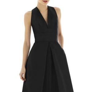 Alfred Sung A-Line Dress - Size 6 - Unaltered